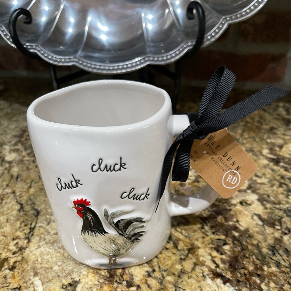 Rae Dunn Farm Line 3D CLUCK CLUCK CLUCK  19.5 oz mug Chicken Brand New